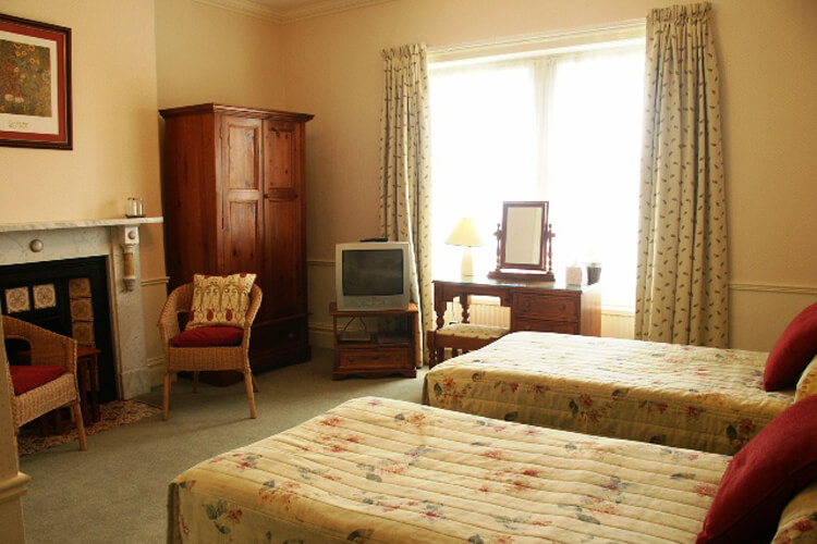 The Carlton Lodge Bed and Breakfast - Image 4 - UK Tourism Online