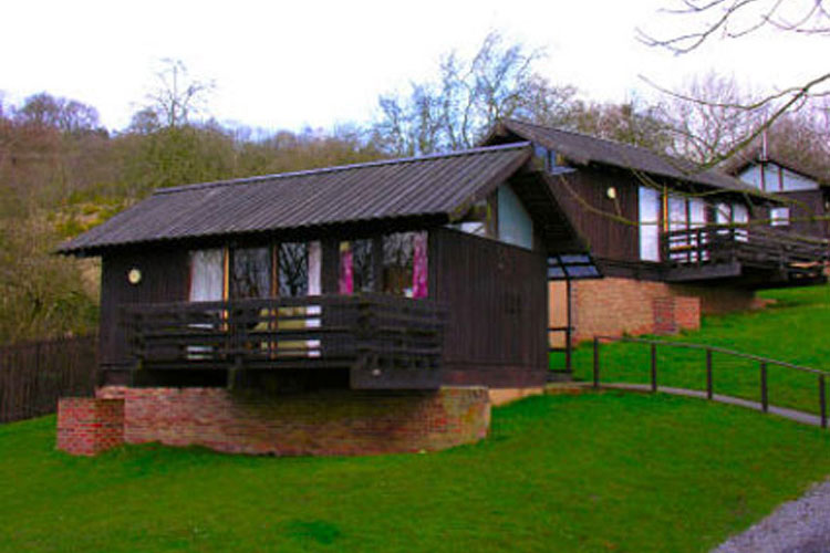 Carr Lodge Orchard Chalets - Image 2 - UK Tourism Online
