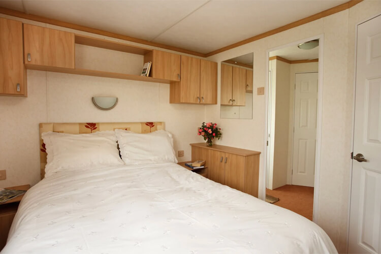 Cliff Farm Caravan Park - Image 3 - UK Tourism Online