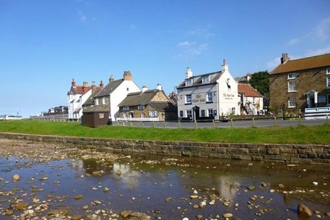 Cliff View Thumbnail | Whitby - North Yorkshire | UK Tourism Online