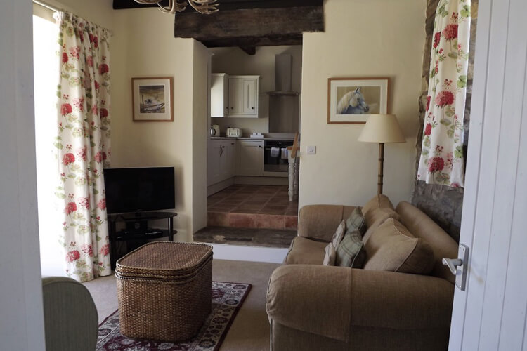 Country Cottage Holiday - Image 3 - UK Tourism Online