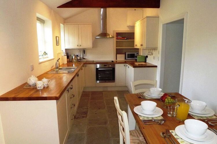 Country Cottage Holiday - Image 4 - UK Tourism Online