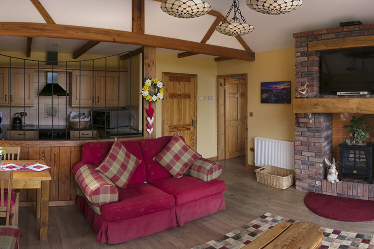 Curlew Cottage & Peewit Cottage - Image 2 - UK Tourism Online