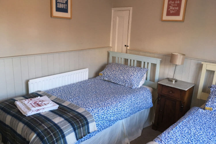 Demeter Cottage - Image 3 - UK Tourism Online