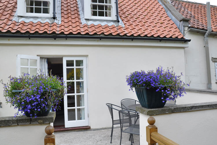 East Cliff Cottages - Image 1 - UK Tourism Online