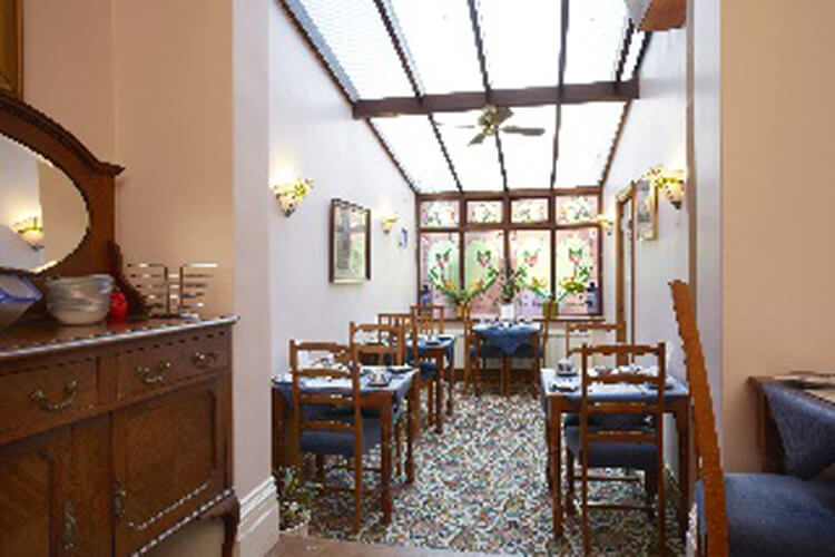 Fourposter Lodge - Image 3 - UK Tourism Online