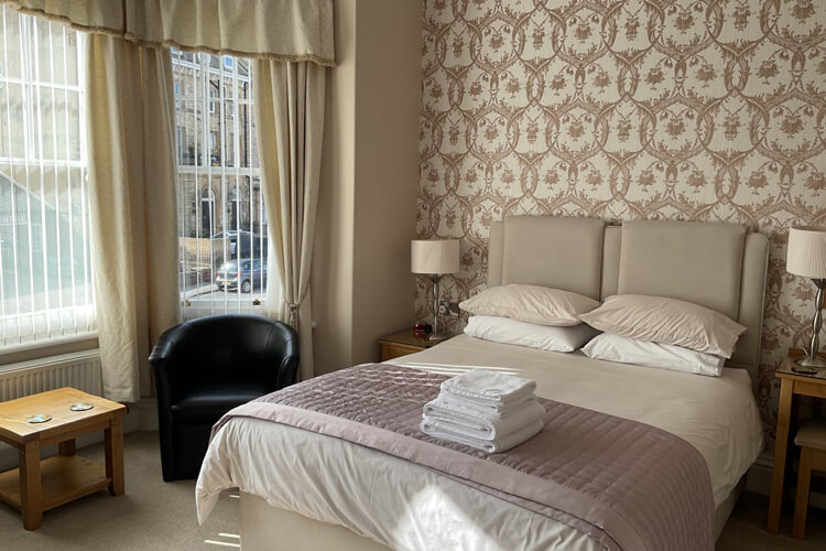 Glenora Guest House - Image 2 - UK Tourism Online
