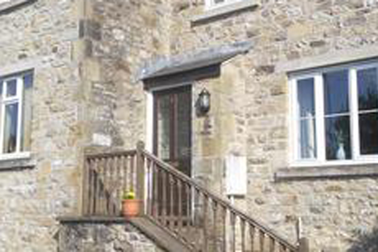 Goldielands Holiday Cottage - Image 1 - UK Tourism Online