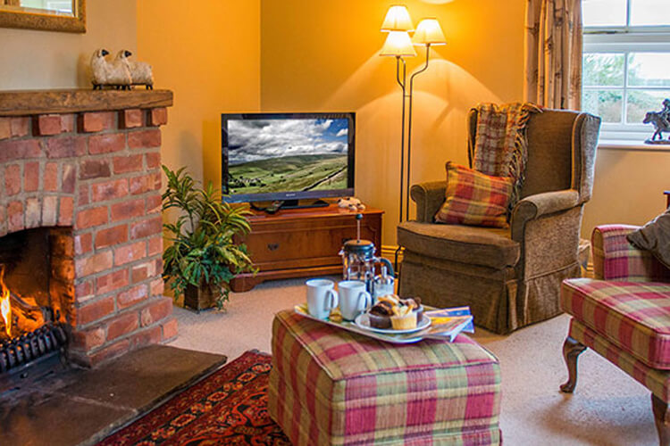 Granary Cottage & The Stables Cottage - Image 3 - UK Tourism Online