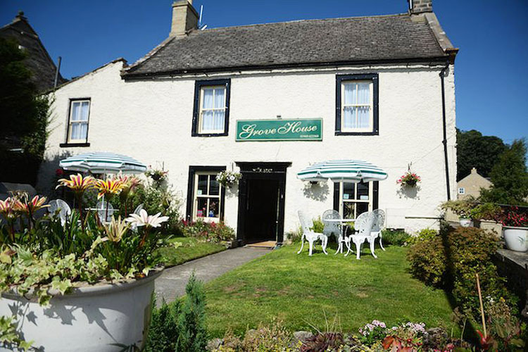 Grove House Bed and Breakfast - Image 1 - UK Tourism Online