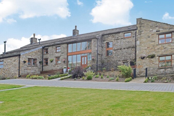 Hill Top Farm, Askrigg Thumbnail | Leyburn - North Yorkshire | UK Tourism Online