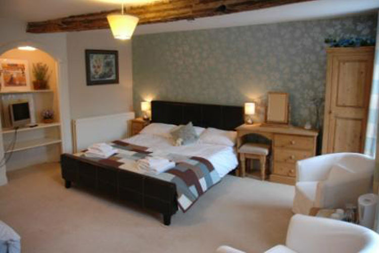 Holmedale Bed and Breakfast - Image 5 - UK Tourism Online