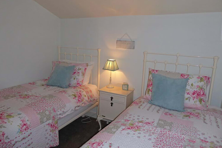 Honeypot Cottage - Image 5 - UK Tourism Online