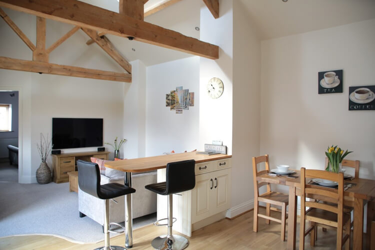 Horseshoe Barns Holiday Cottages - Image 3 - UK Tourism Online