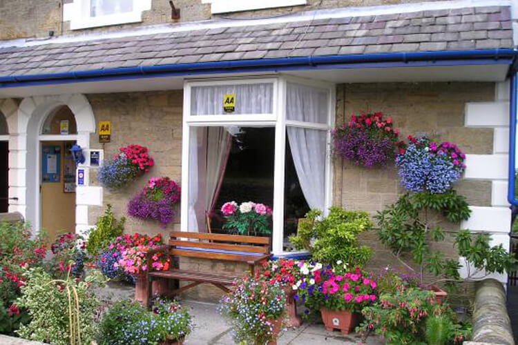 Inglenook Guest House - Image 1 - UK Tourism Online