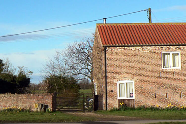 Lane End Barn - Image 1 - UK Tourism Online