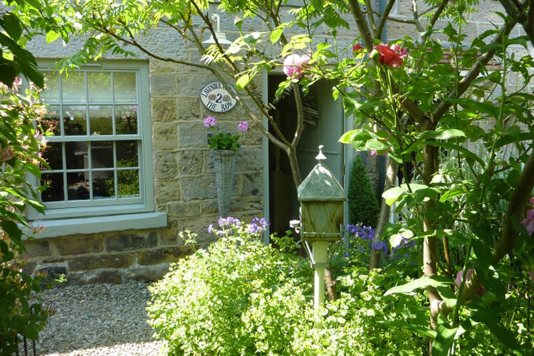 Lavender Cottage Whitby - Image 1 - UK Tourism Online