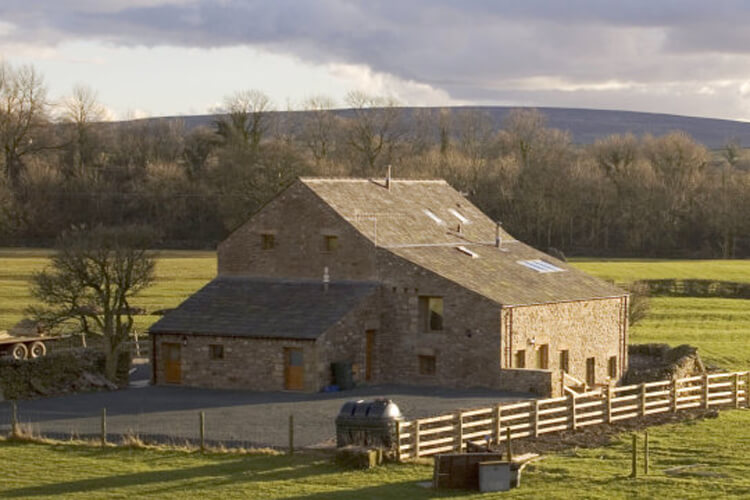 Lundholme Farm Cottages - Image 1 - UK Tourism Online