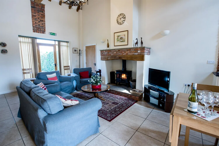 Mackinder Farms Holiday Accommodation - Image 3 - UK Tourism Online