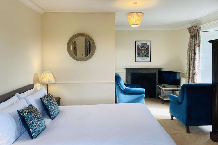 The Middle House - Image 2 - UK Tourism Online