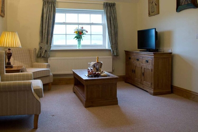 Ox Pasture Hall - Image 3 - UK Tourism Online