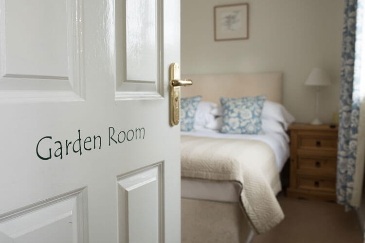 Pear Tree House Bed and Breakfast - Image 4 - UK Tourism Online