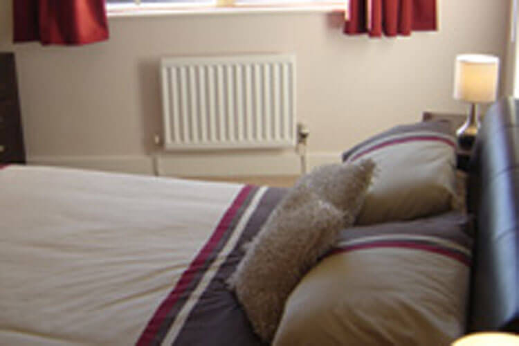 Sandcastle Apartment - Image 3 - UK Tourism Online