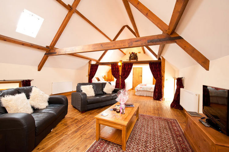 Sandsend Bay Cottages - Image 3 - UK Tourism Online