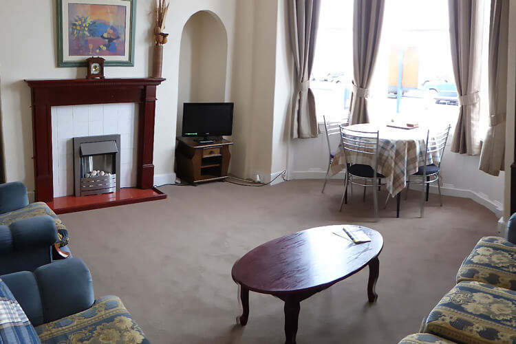 Seacliffe Holiday Flats - Image 4 - UK Tourism Online