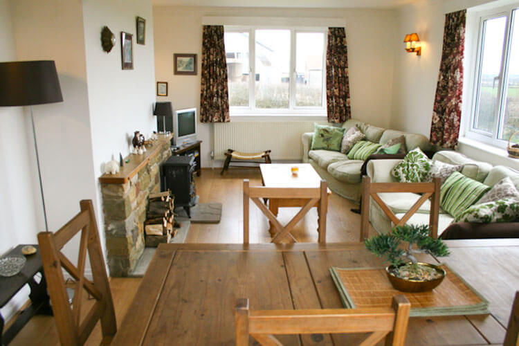 Sinnington Common Farm Cottages - Image 1 - UK Tourism Online