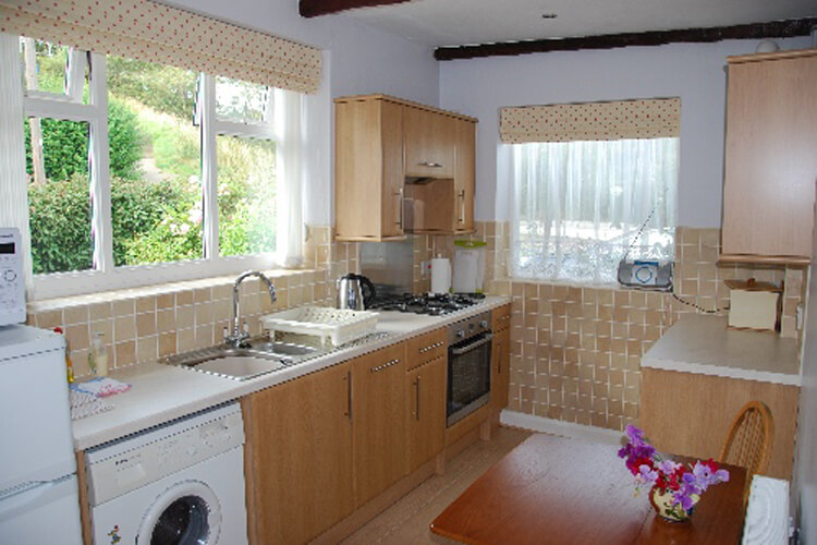 Slipway Cottage - Image 3 - UK Tourism Online