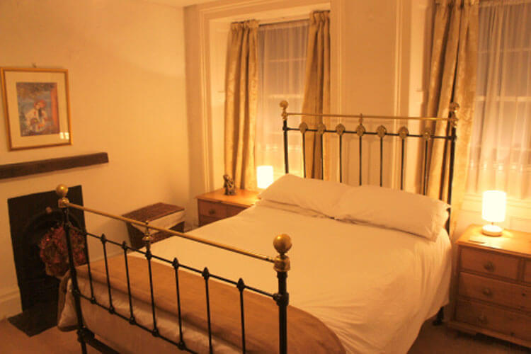 Staithes Holiday Cottage - Image 2 - UK Tourism Online