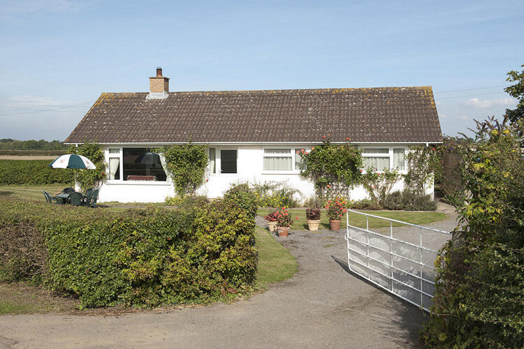 Stanhow Bungalow - Image 1 - UK Tourism Online