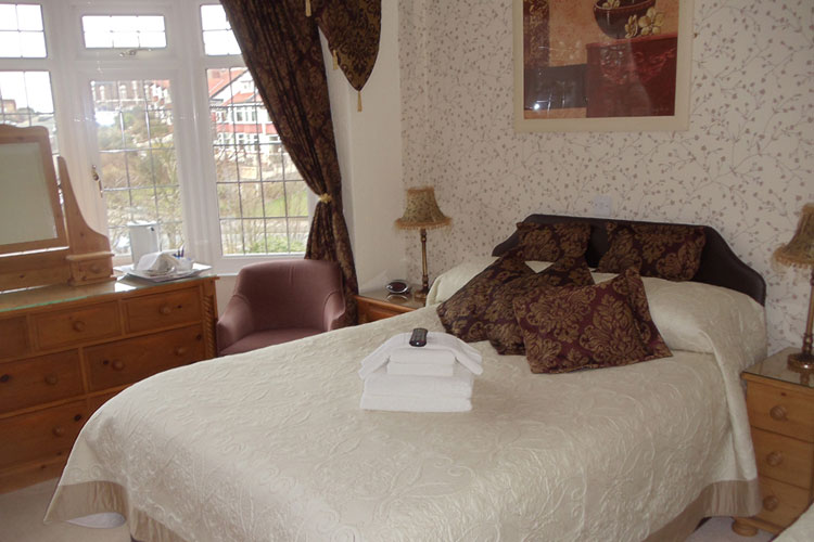 Sunningdale Guest House - Image 4 - UK Tourism Online