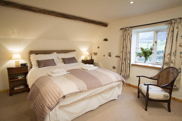 Surprise View Cottages - Image 4 - UK Tourism Online