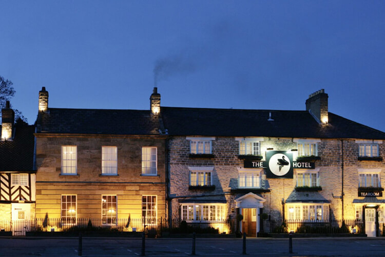 The Black Swan Hotel - Image 1 - UK Tourism Online