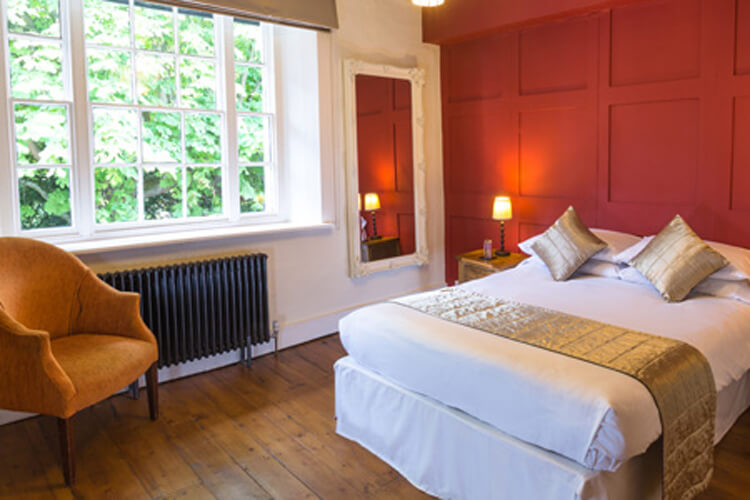 The Bull Hotel - Image 2 - UK Tourism Online