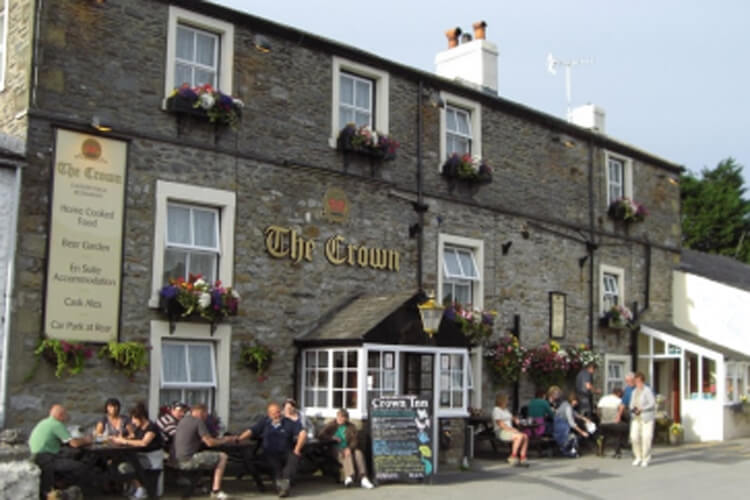 The Crown Hotel - Image 1 - UK Tourism Online