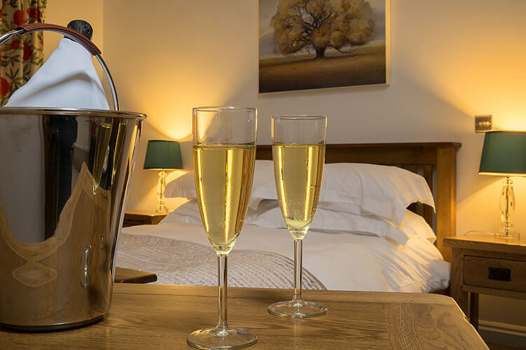 The Horseshoe Inn - Showfield - Image 3 - UK Tourism Online