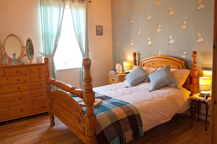 The Manor House - Image 2 - UK Tourism Online