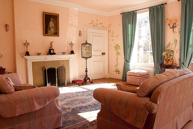 The Manor House - Image 4 - UK Tourism Online