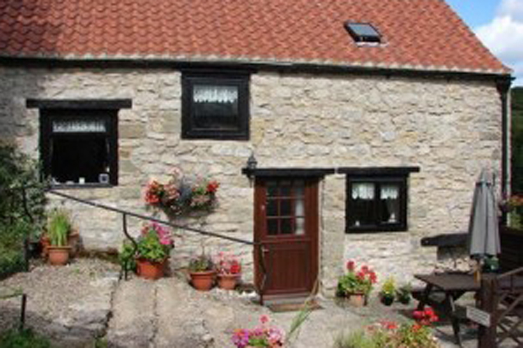 Waterswallow Cottage - Image 1 - UK Tourism Online