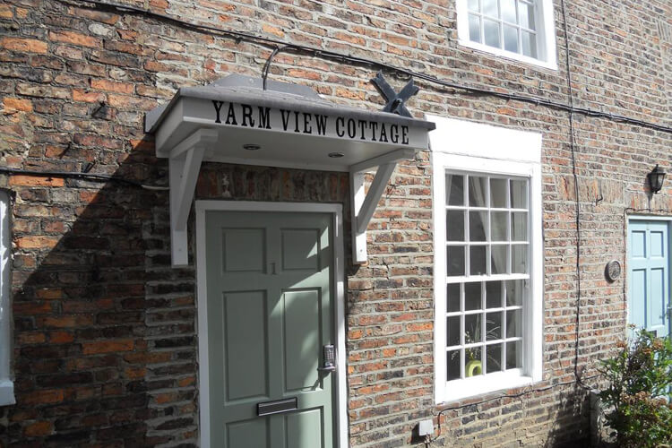 Yarm View Guest House - Image 1 - UK Tourism Online