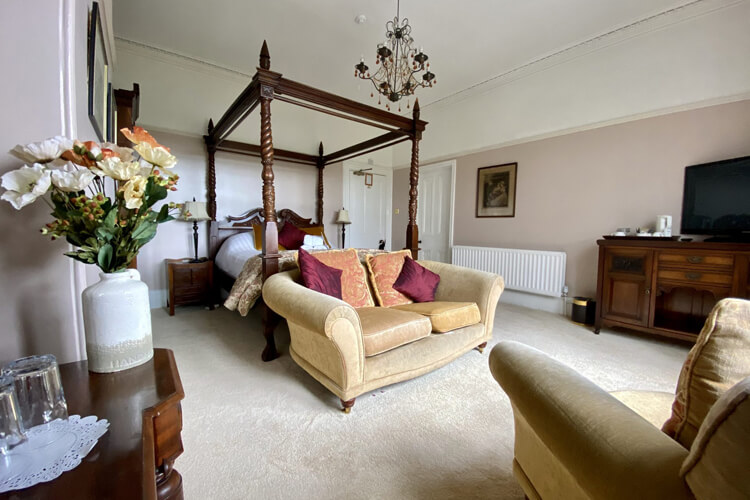 Ashmount Guest House - Image 2 - UK Tourism Online