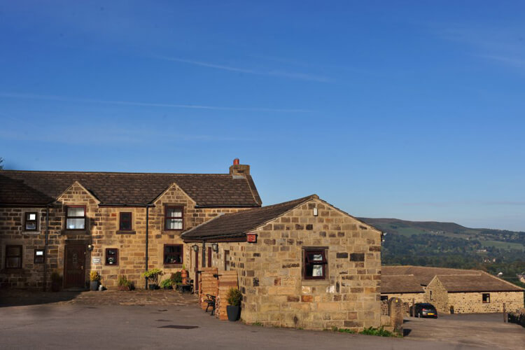 Chevin End Guest House - Image 1 - UK Tourism Online
