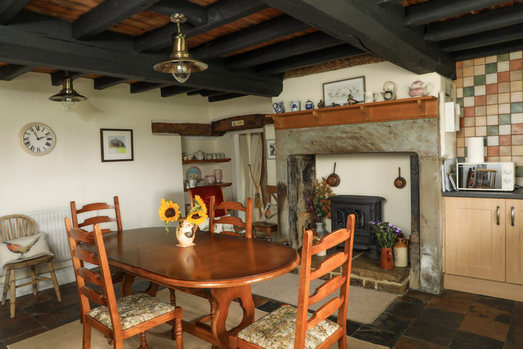 Manor Farm Cottage - Image 3 - UK Tourism Online