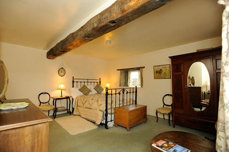 Thurst House Farm Cottage - Image 3 - UK Tourism Online